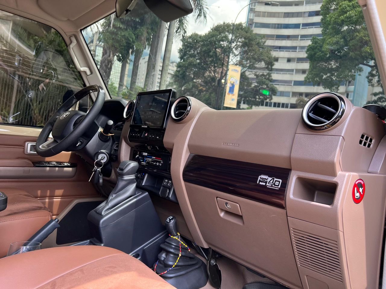 Toyota Land Cruiser LX V6 40 Aniversario – Año 2025