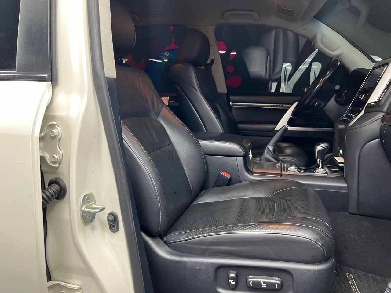 Toyota Land Cruiser V8 5.7 (LC200) – Año 2021