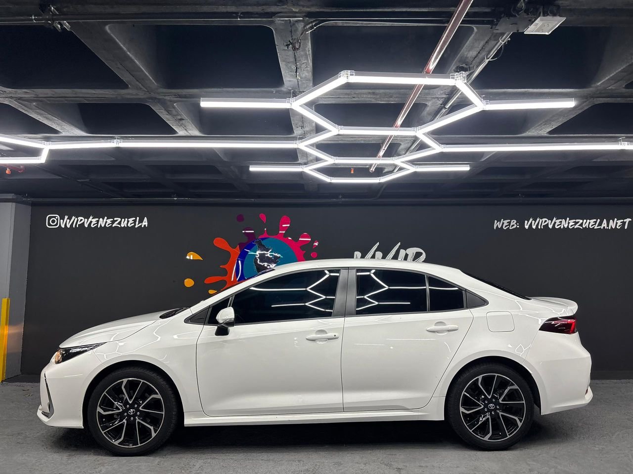 Toyota Corolla + – Año 2024