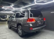 Toyota Land Cruiser V8 (LC200) – Año 2017
