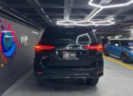 Toyota Fortuner Black Edition V6 4.0 – Año 2023