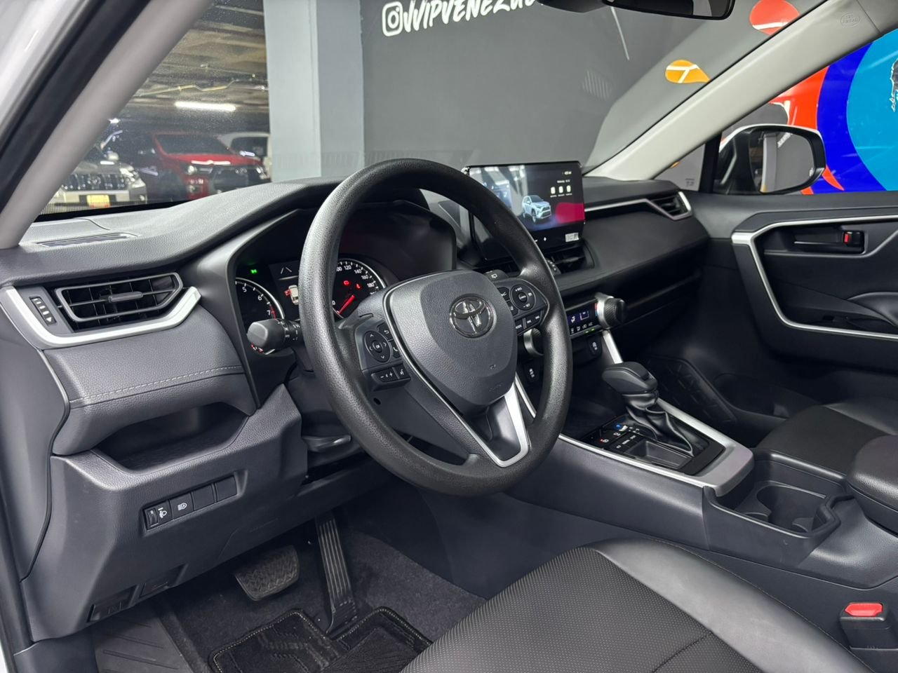 Toyota Rav4 – Año 2025