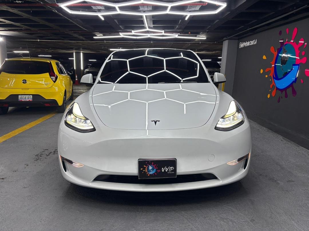 Tesla Model Y – Año 2023