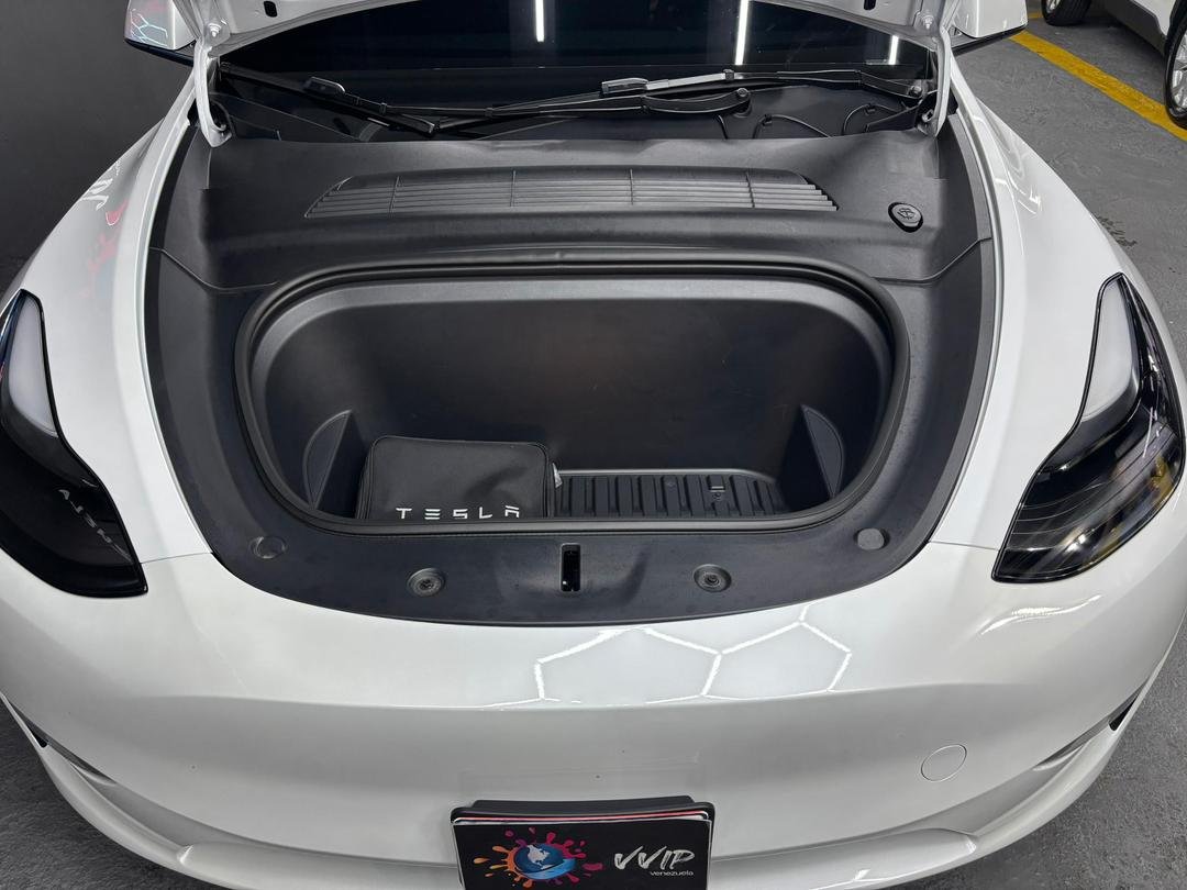 Tesla Model Y – Año 2023
