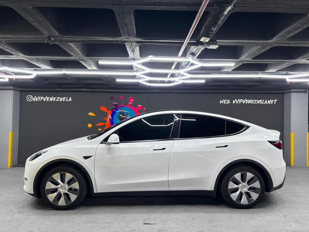 Tesla Model Y – Año 2023