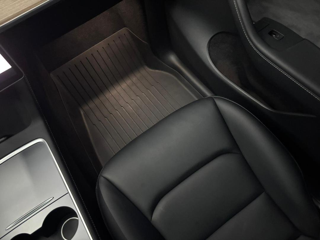Tesla Model Y – Año 2023