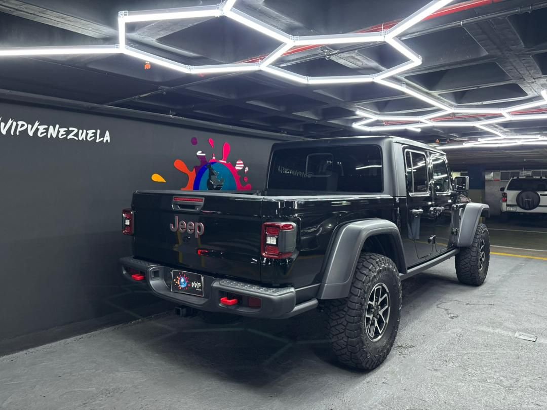 Jeep Gladiator Rubicon – Año 2025