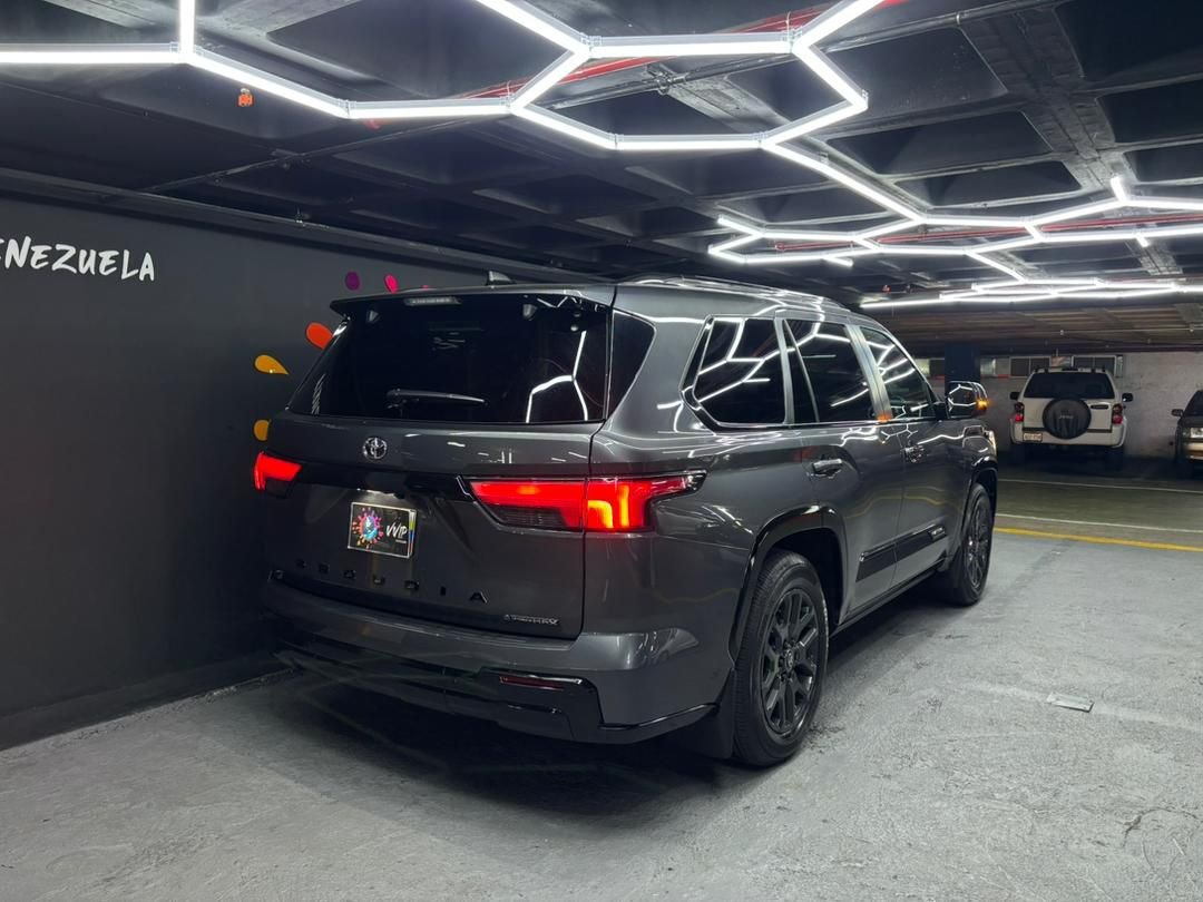Toyota Sequoia Platinium – Año 2026