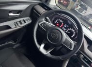 Toyota Yaris E – Año 2024