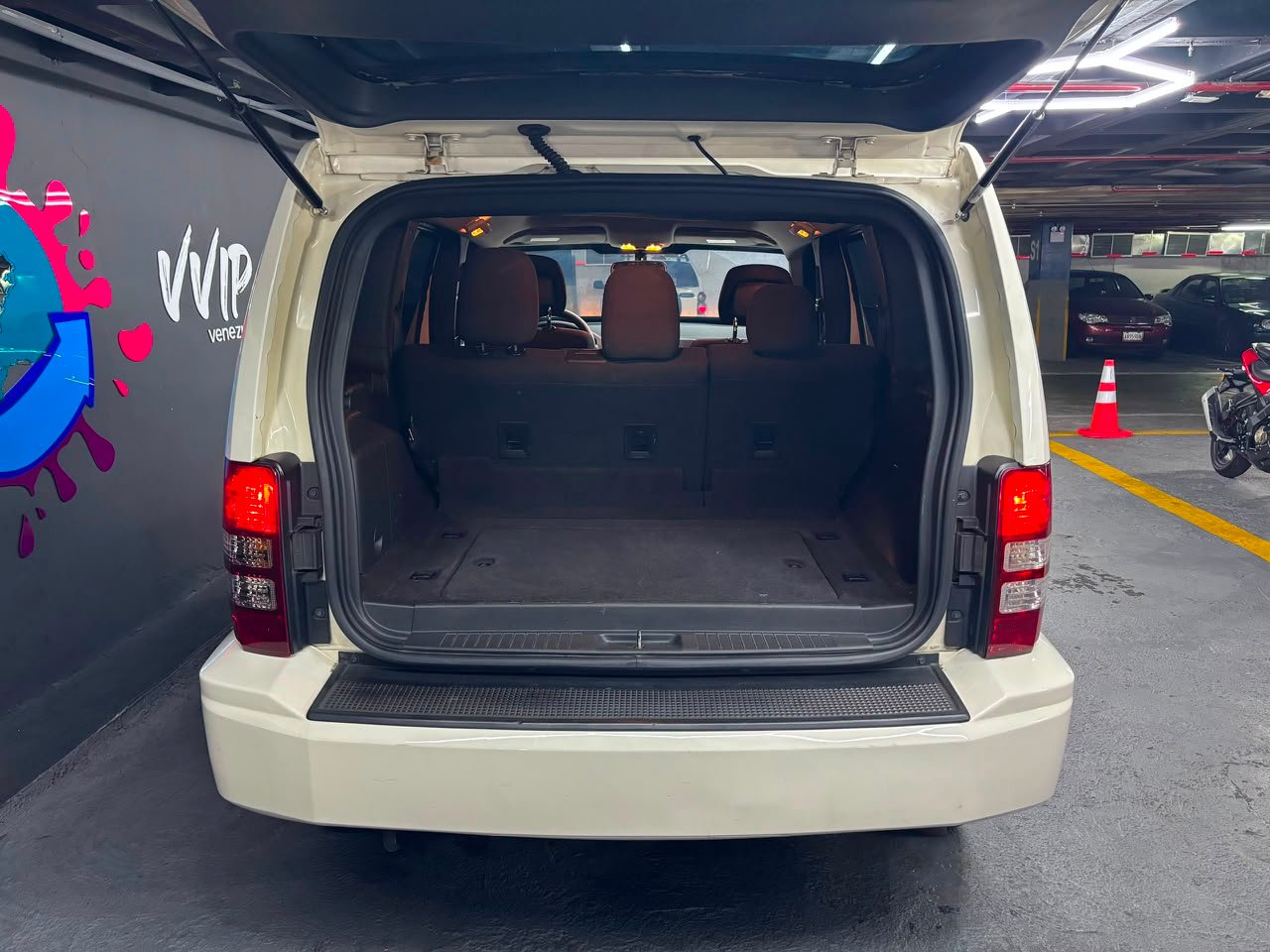 Jeep Cherokee Blindada Nivel III – Año 2011