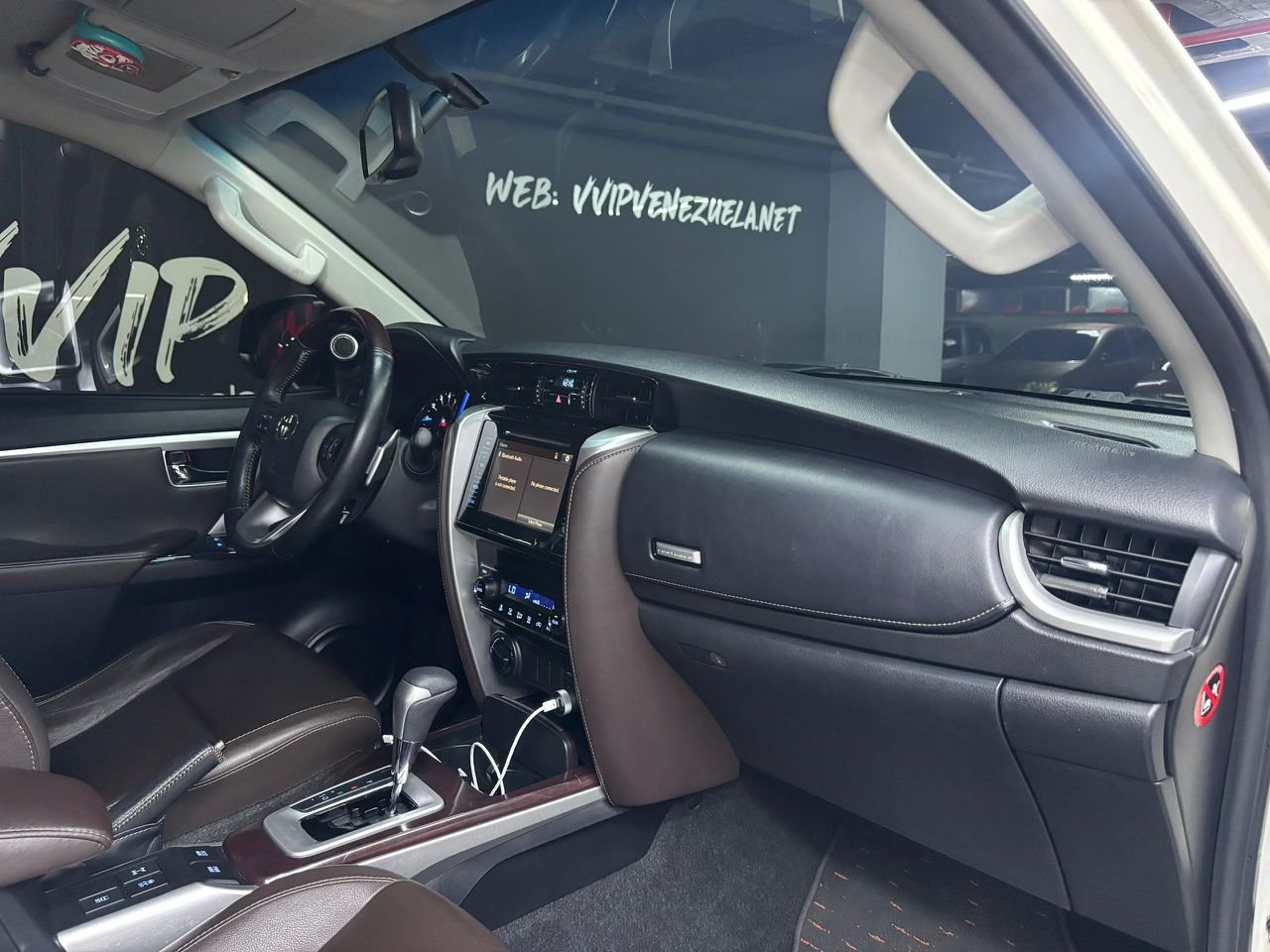 Toyota Fortuner VXR V6 – Año 2018
