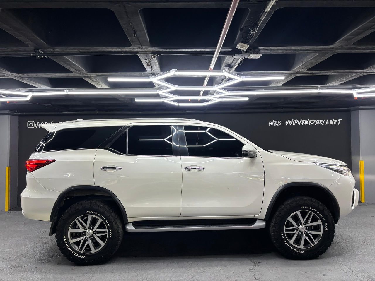 Toyota Fortuner VXR V6 – Año 2018