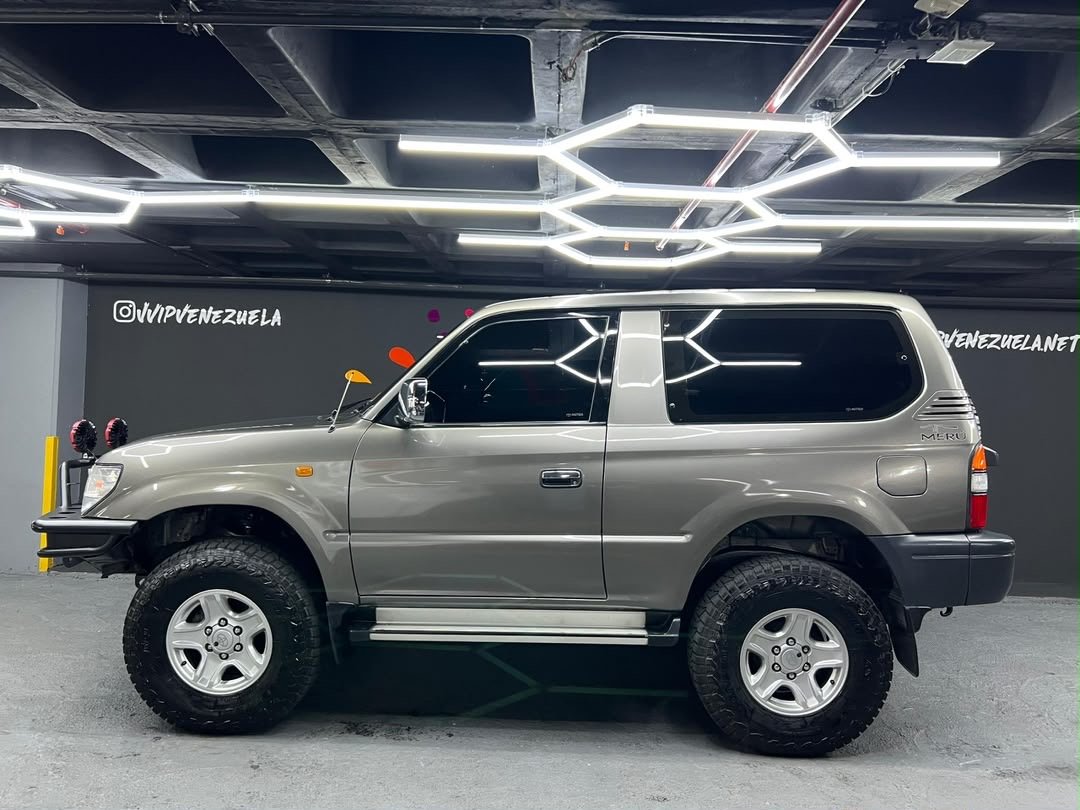Toyota Meru – Año 2007