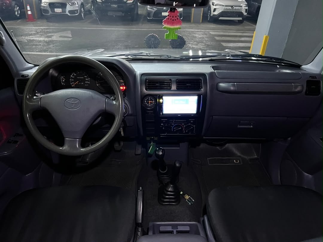 Toyota Meru – Año 2007