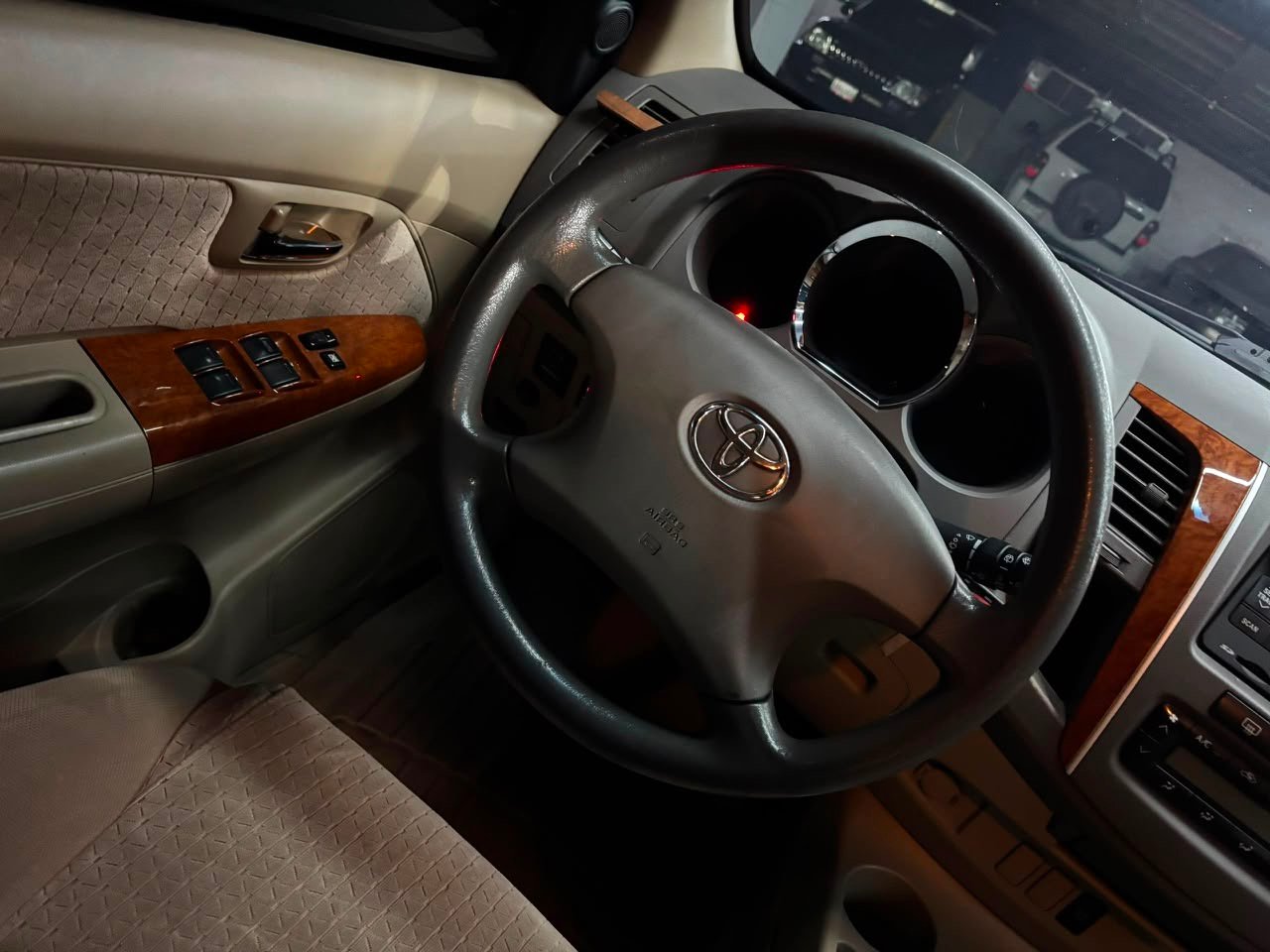 Toyota Fortuner V6 Blindada – Año 2011