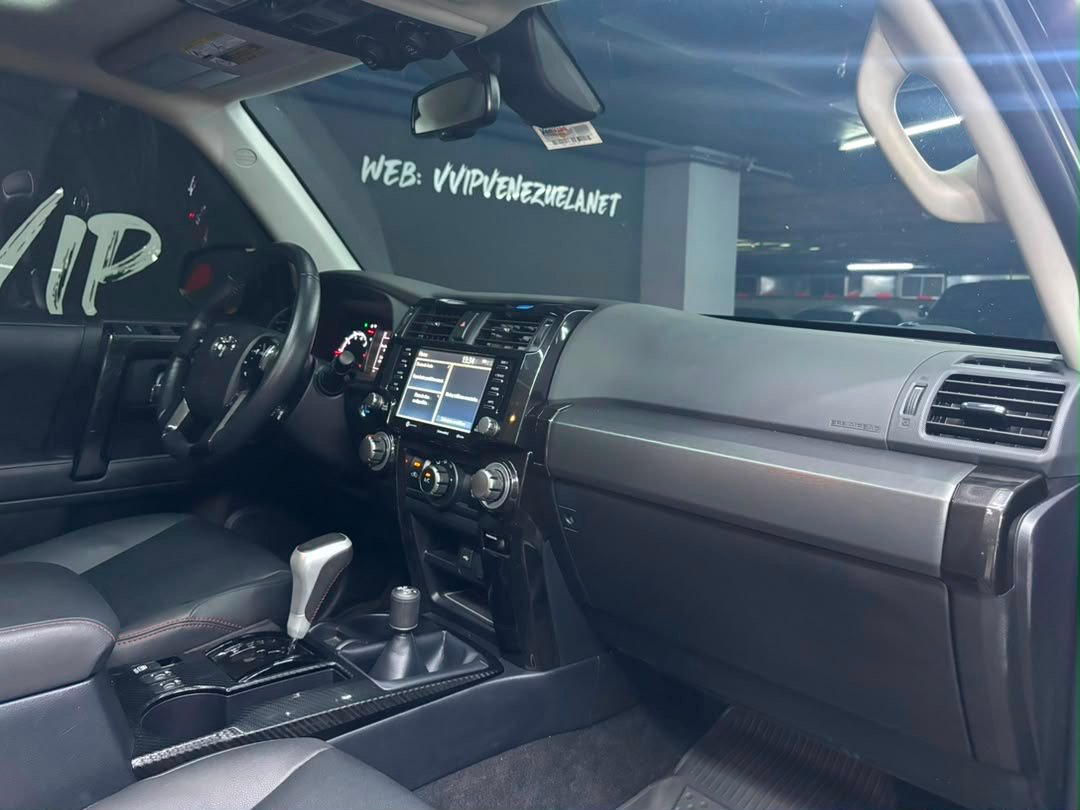 Toyota 4Runner TRD OFF ROAD – Año 2024