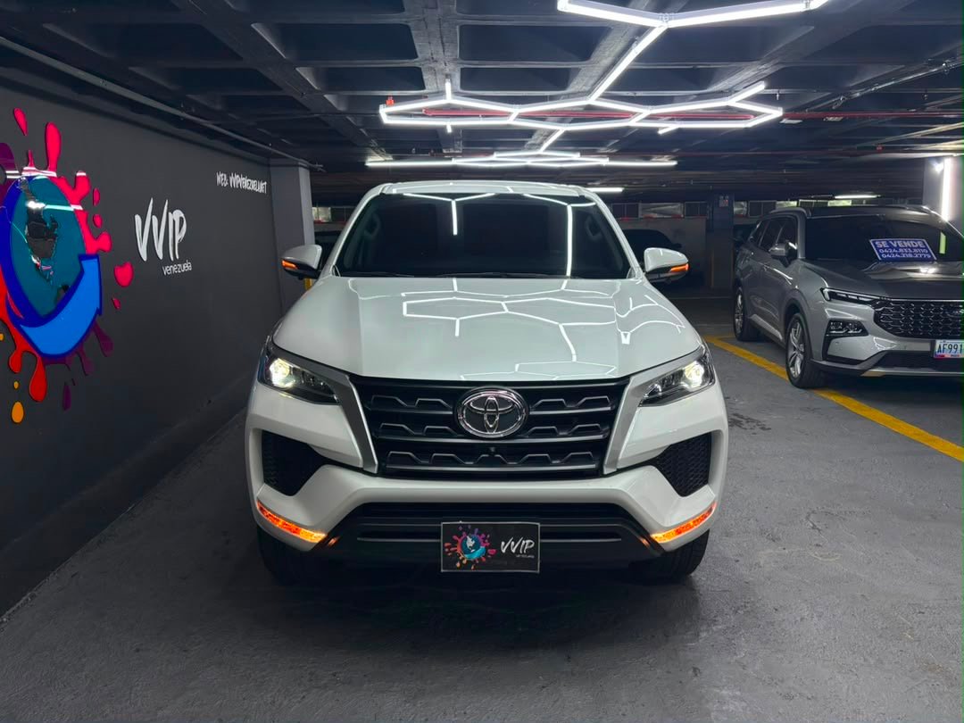 Toyota Fortuner – Año 2024