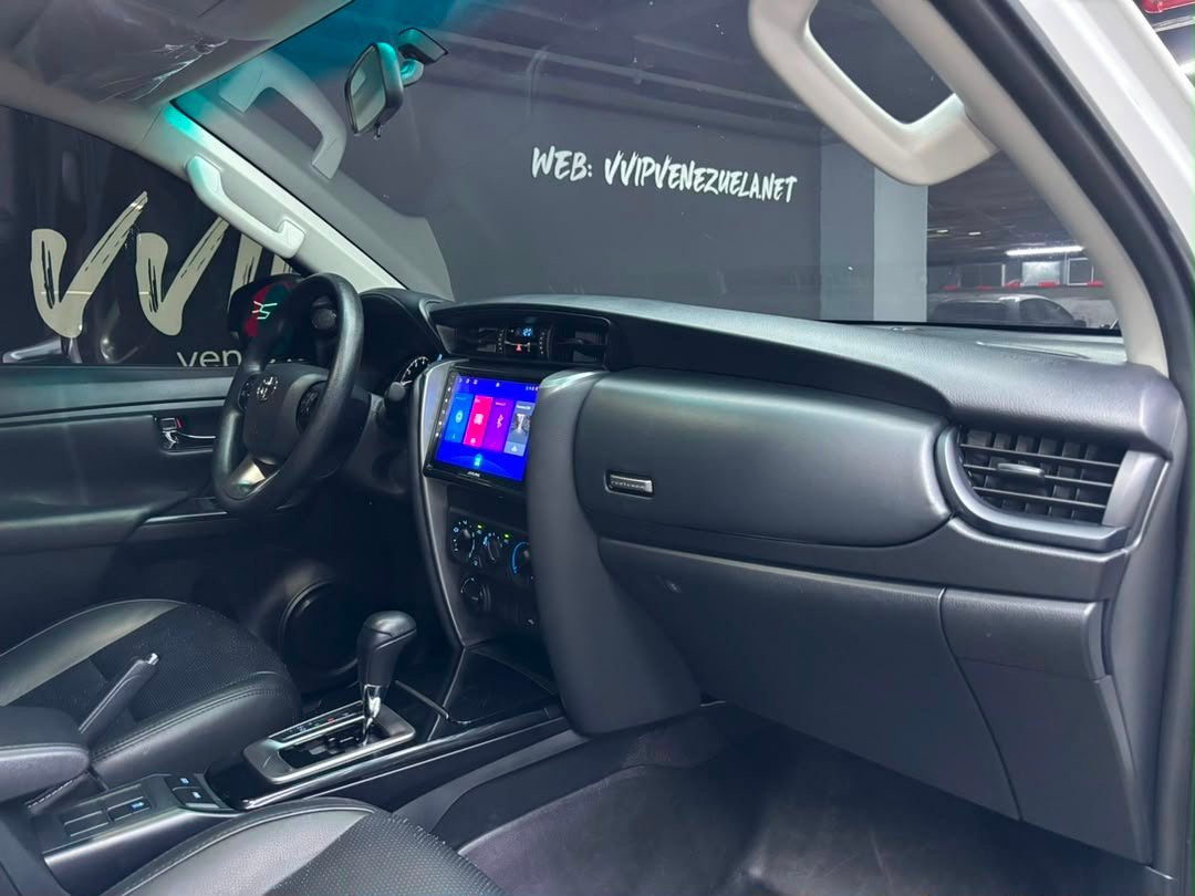 Toyota Fortuner – Año 2024