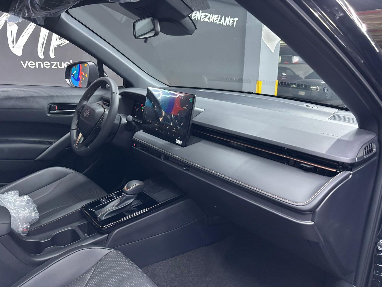 Toyota Corolla Cross Luxury Plus – Año 2026