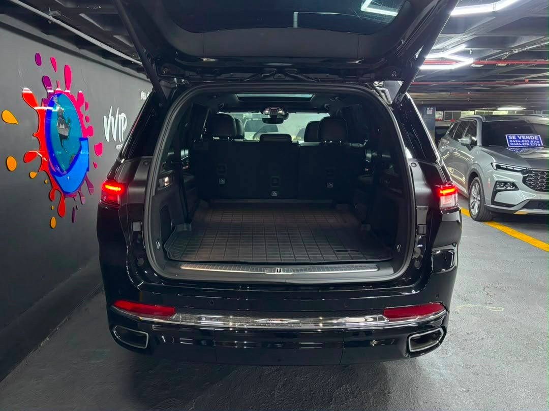 Jeep Grand Cherokee Overland – Año 2023