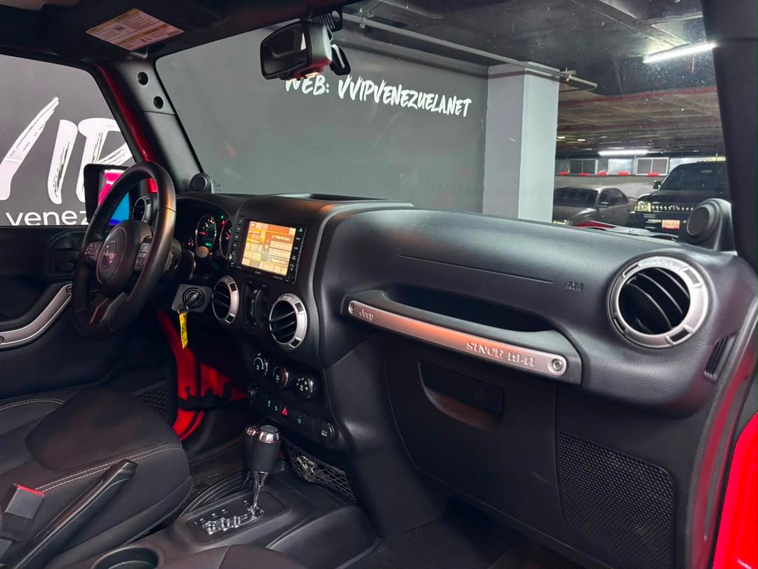 Jeep Wrangler Unlimited Sahara – Año 2013