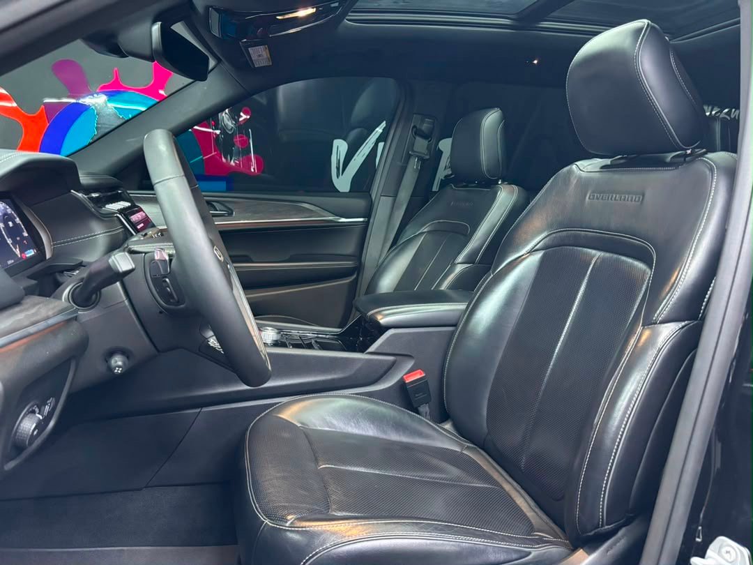 Jeep Grand Cherokee Overland – Año 2023