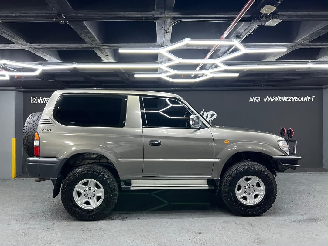 Toyota Meru – Año 2007