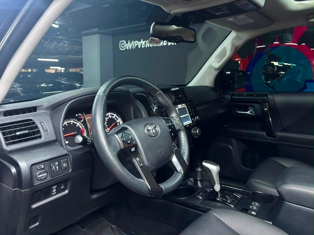 Toyota 4Runner TRD OFF ROAD – Año 2024